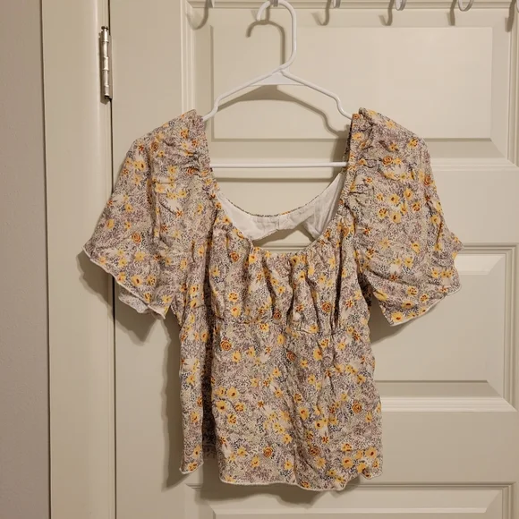 Top - Picture 1 of 3